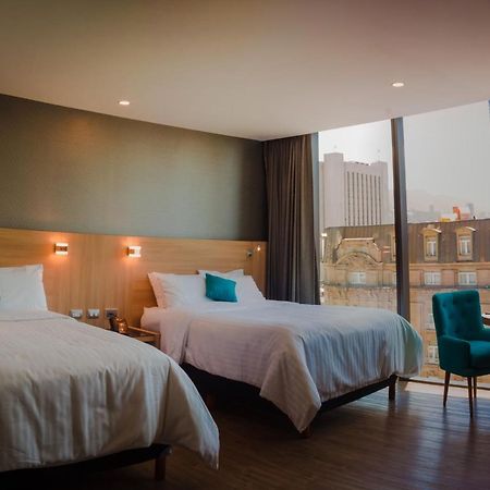 Hotel Kavia Monterrey Buitenkant foto