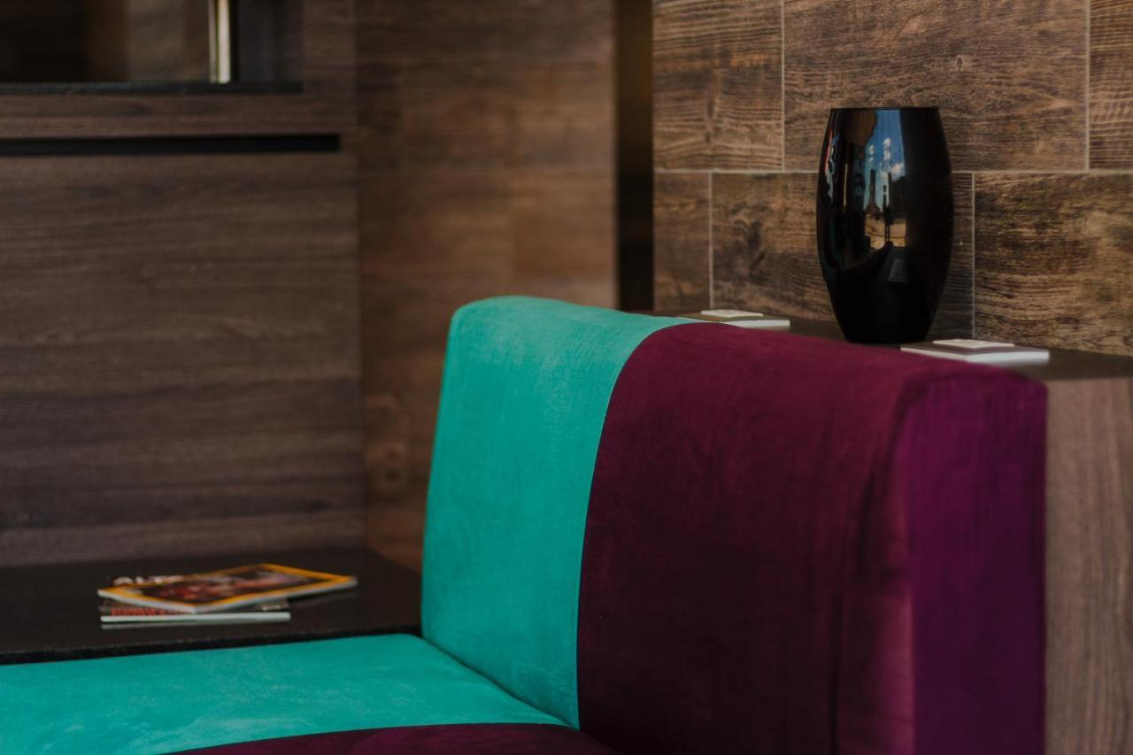 Hotel Kavia Monterrey Buitenkant foto